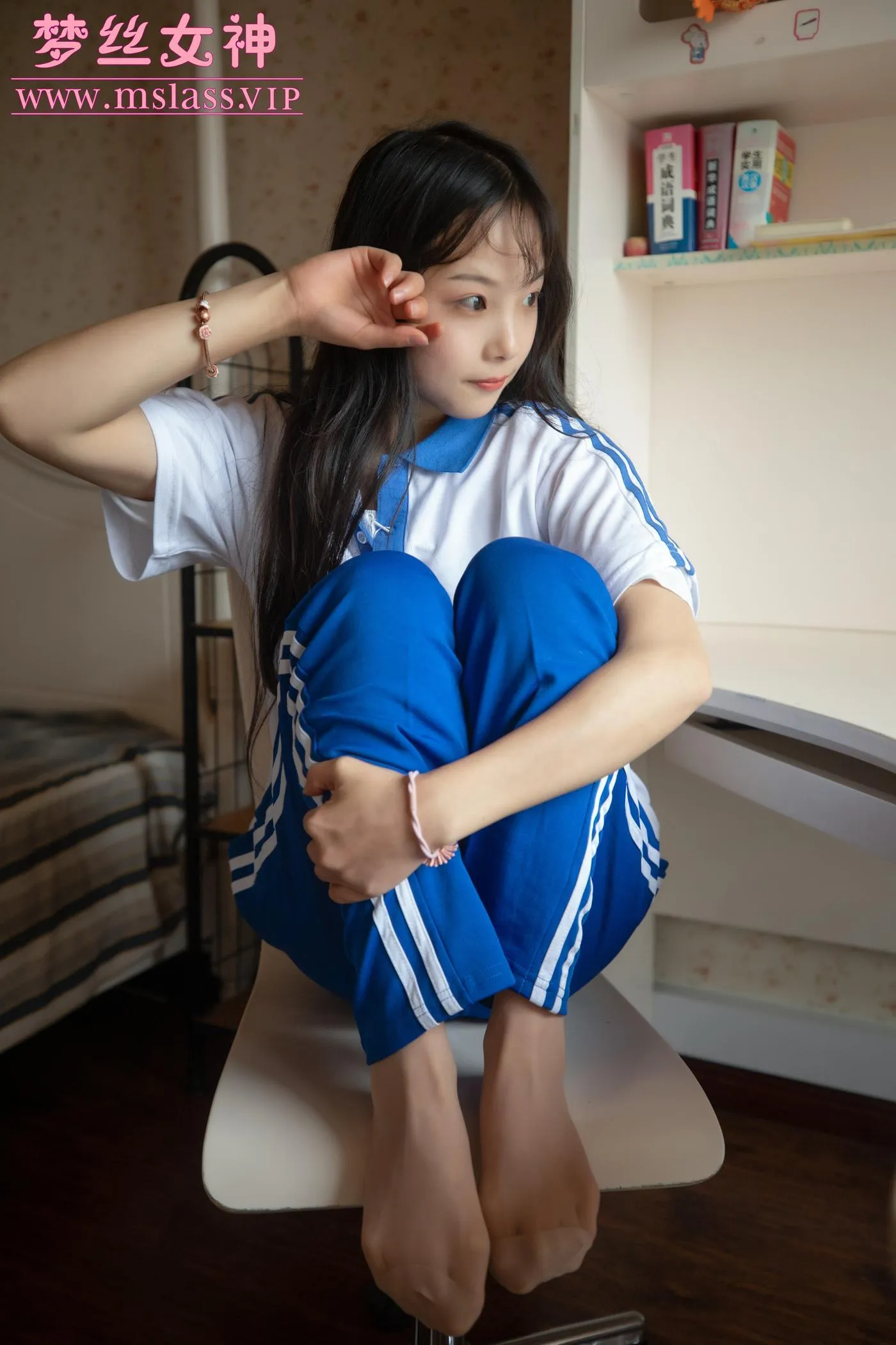 [MSLASS梦丝女神] 2020.12.13 NO.135 班花灵唯 校服纯白诱 [59P]插图8